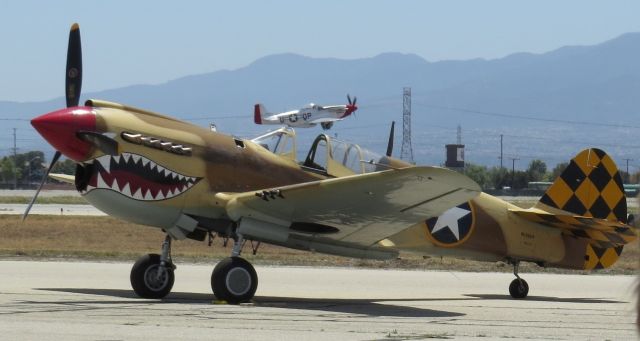 CURTISS Warhawk (NL85104) - Chino Air Show 2018