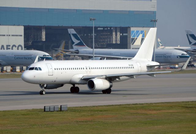 Airbus A320 (B-LCC)