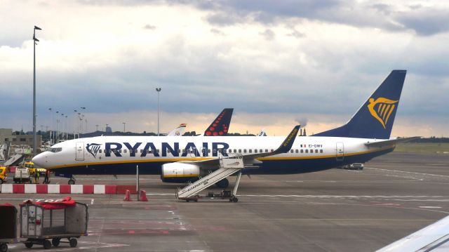 Boeing 737-800 (EI-DWV) - Ryanair Boeing 737-8AS(WL) EI-DWV in Brussels 
