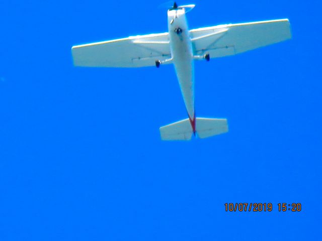 Cessna Skyhawk (N6717E)