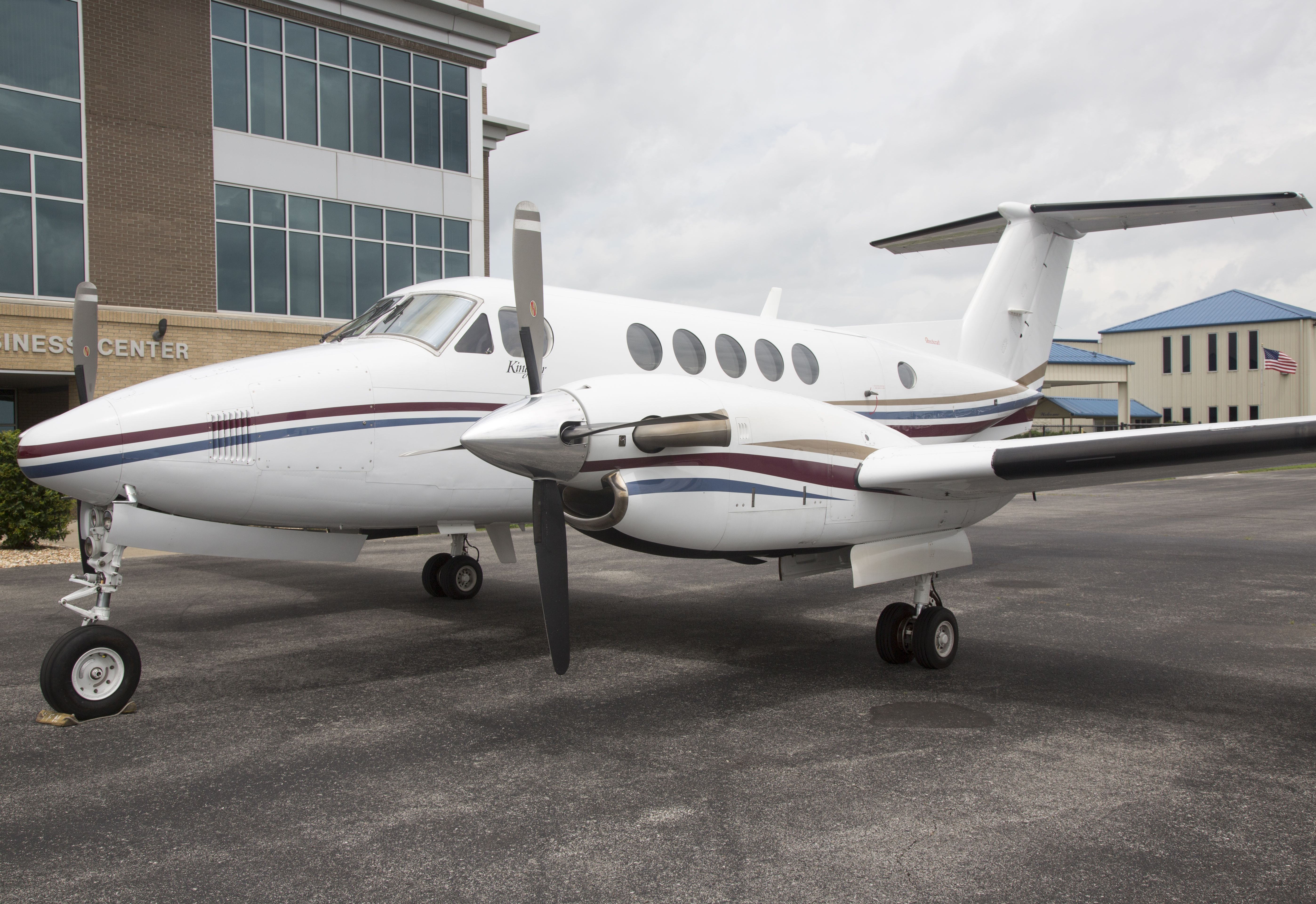 Beechcraft Super King Air 200 (N202FF) - The aicraft is managed by CFM Corporate Flight Management