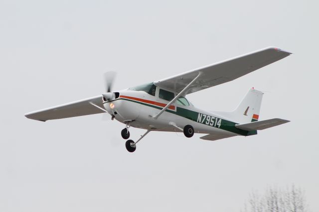 Cessna Skyhawk (N79514)