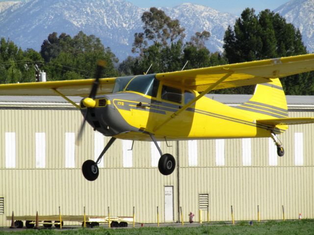 Cessna 170 (N2390D) - Taking off RWY 24