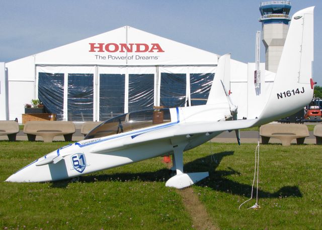 Experimental  (N1614J) - AirVenture 2016.  GARAGGIO-EZ