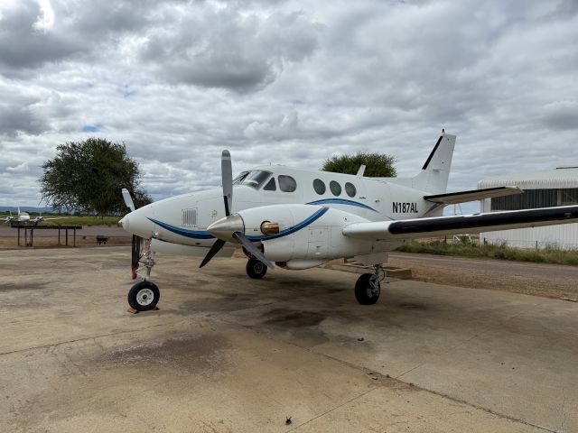 Beechcraft King Air 90 (N187AL) - 17-MAR-2025.