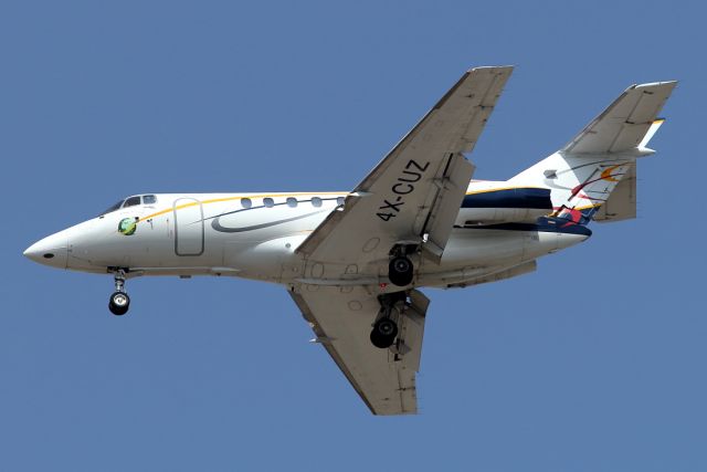 Hawker 800 (4X-CUZ) - 17/09/2020: Flight landing on runway 30. No info. on FR24.