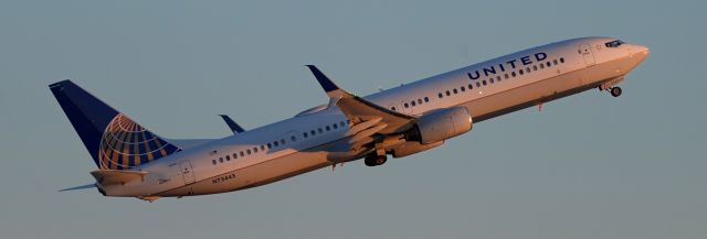 Boeing 737-700 (N73445) - phoenix sky harbor international airport 25JAN20