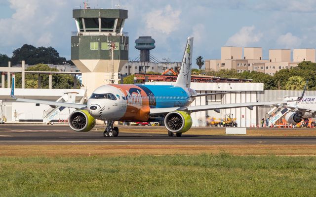 Airbus A320neo (PR-YSR)
