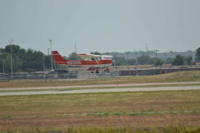 Cessna Commuter (N51339) - Landing KFSD - 7-17-2012