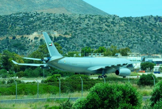 Piper Aerostar (UNKNOWN) - Taken on return to Chania  Airport Crete