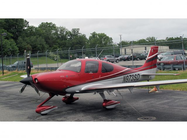 Cirrus SR-22 (N973SD)