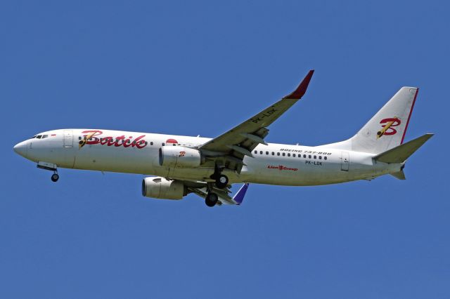 Boeing 737-800 (PK-LDK)