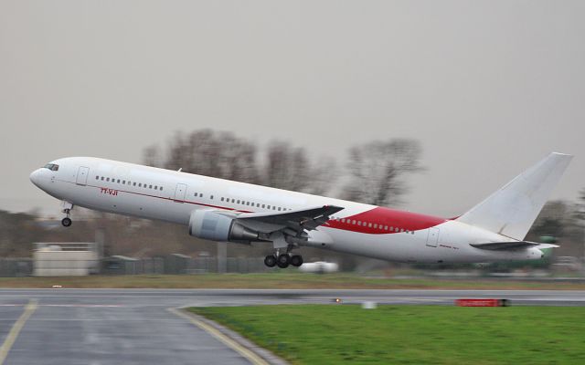 BOEING 767-300 (7T-VJI) - ex-air algerie b767-3d6 7t-vji dep shannon 24/1/19.