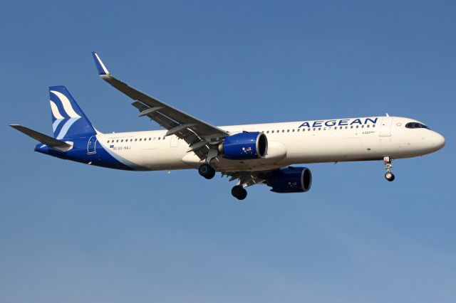Airbus A321neo (SX-NAJ)