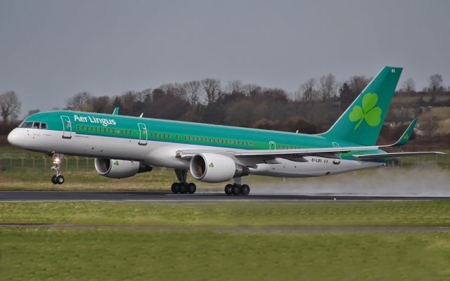 Boeing 757-200 (EI-LBS) - aer lingus 757-200 ei-lbs dep shannon for boston 22/3/14