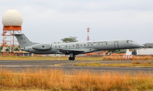 Embraer ERJ-145 (FAB2522)