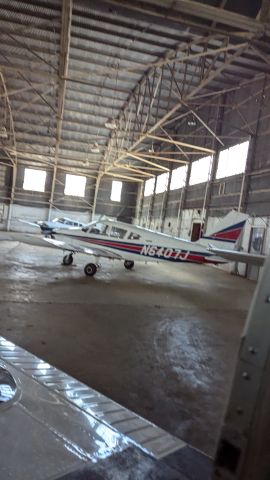 Piper Cherokee (N6407J)