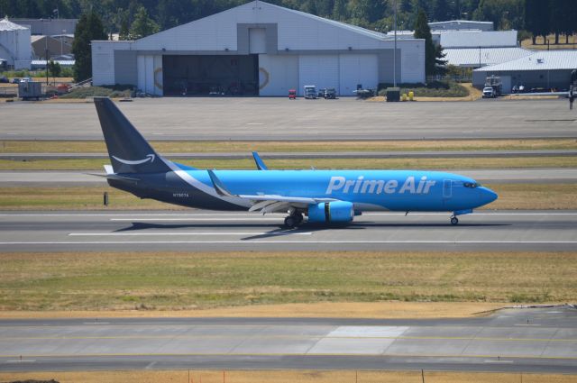 Boeing 737-800 (N7907A) - SCX3010 arriving on 28L from Ontario (KONT/ONT) on a run for Amazon.