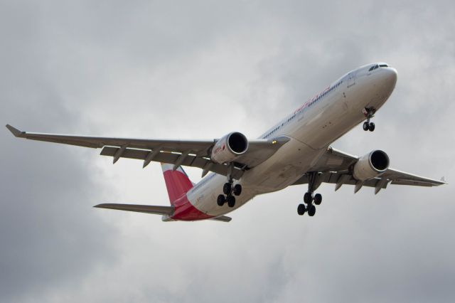 Airbus A330-300 (EC-LZJ)