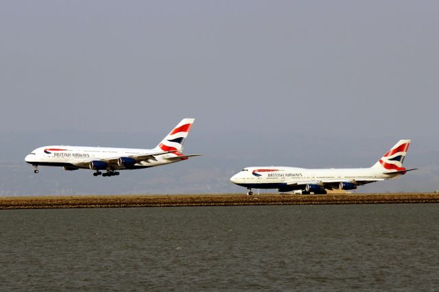 Airbus A380-800 (G-XLEA) - British Airways Airbus 380 G-XLEA landing on 28R while British Airways Boeing 747 C-CIVA taking off on 28L in KSFO.