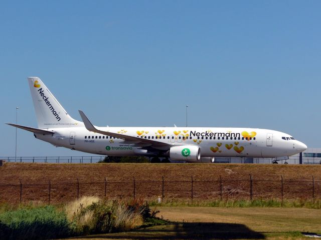 Boeing 737-800 (PH-HSE) - Transavia in special Neckermann Livery