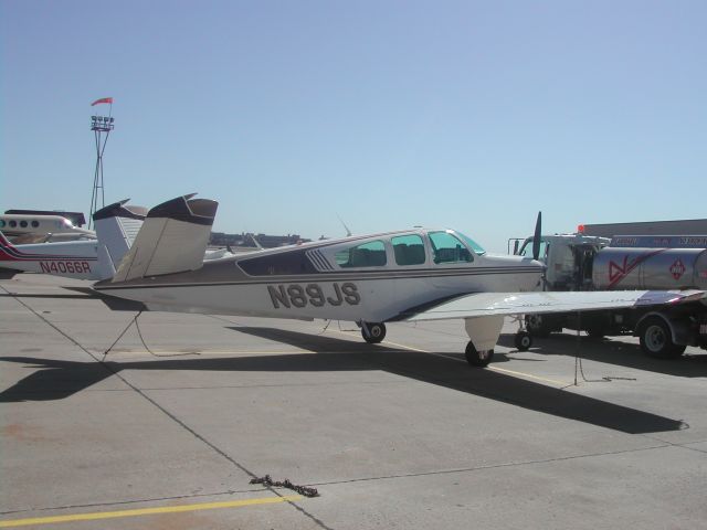 Beechcraft 35 Bonanza (N89JS)