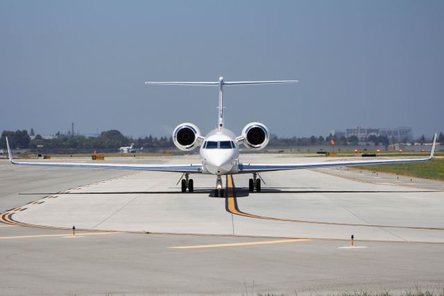 Gulfstream Aerospace Gulfstream V (XA-FEM)