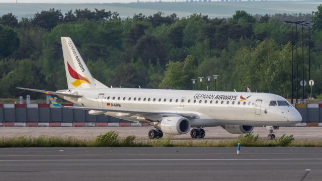 Embraer ERJ-190 (D-AWSI)