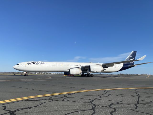 Airbus A340-600 (D-AIHI) - Thanks Bernd R. 