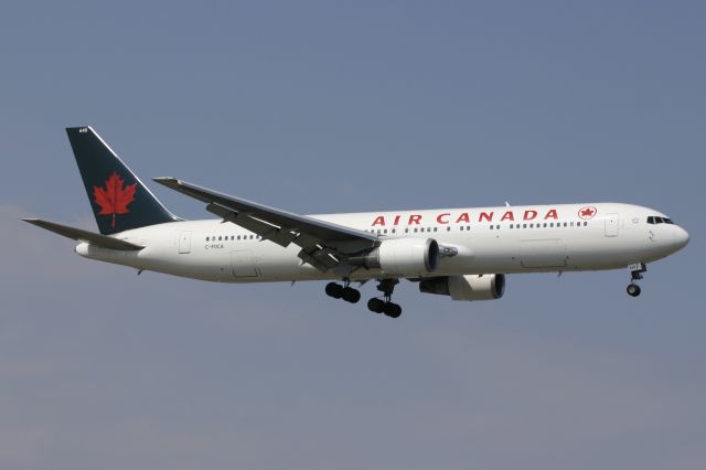 BOEING 767-300 (C-FOCA) - May 7, 2005 - arrived Toronto