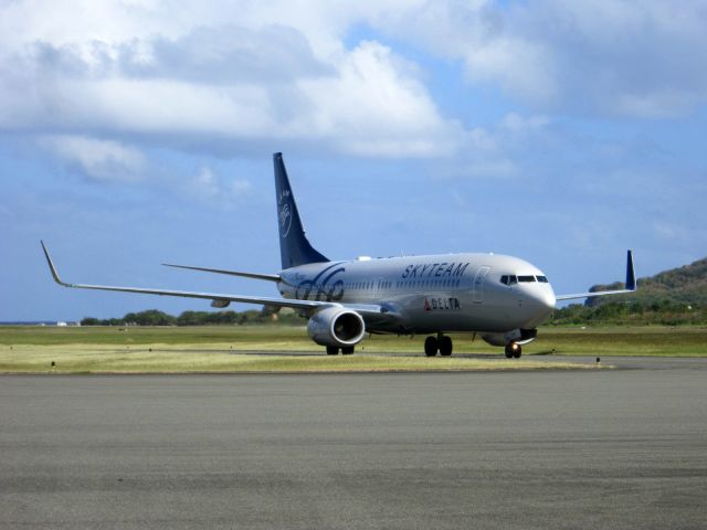 Boeing 737-700 (N3755D)