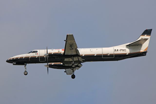 Fairchild Dornier SA-227DC Metro (XA-PNG) - VTM 687 was seen here on short-final for RWY 24R from Oakland County Intl (KPTK) on 24 Jul 2018.