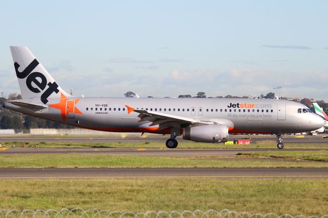 Airbus A320 (VH-VQK)