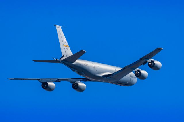 Boeing C-135FR Stratotanker — - A KC135 taking off from PHX on 3/4/23. Taken with a Canon R7 and Canon EF 100-400 L II lens.