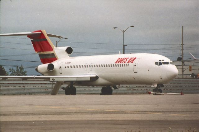BOEING 727-200 (C-GOKF)
