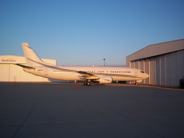 BOEING 737-400 (SWQ802)