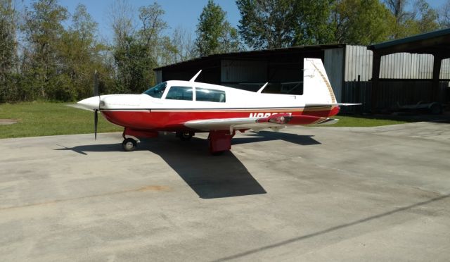 Mooney M-20 (N9909E) - Washed and ready to go.