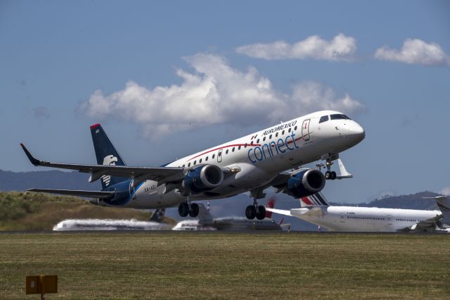 Embraer ERJ-190 (XA-AEI)