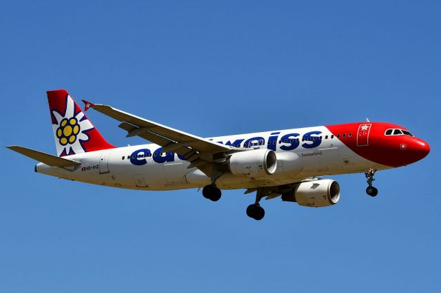 Airbus A320 (HB-IHZ) - From Iraklio to Zurich (ZRH / LSZH)br /August 4, 2022