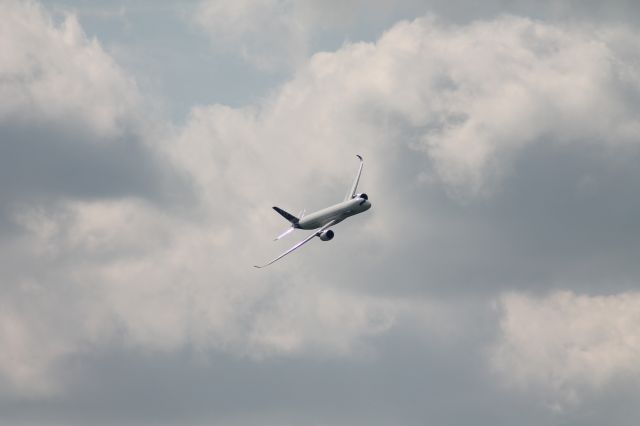 Airbus A350-900 (F-WZGG) - This Airbus A350-900 XWB was in Kemble Airport on test flights. These pictures were of its departure back home. Stood with a clear view of the runway.