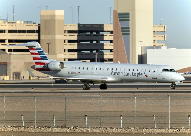 Canadair Regional Jet CRJ-700 (N746SK)