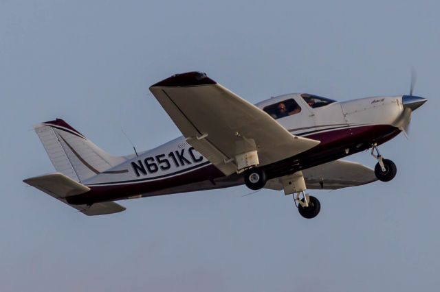 Piper Cherokee (N651KC)