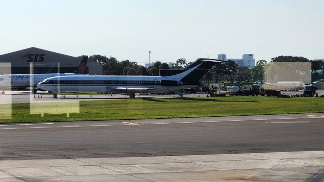 BOEING 727-200 (N438BN) - This plane is sitting at the STS facilities in Melbourne, FL