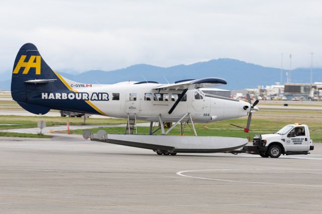 De Havilland Canada DHC-3 Otter (C-GVNL)