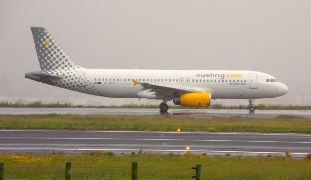 Airbus A320 (EC-OGD) - Registration: VT-IND date: 13/10/2006 Indigo companybr /Registration: OY-KAM date: 16/01/2013 SAS Scandinavian Airlinesbr /Vueling date: 20/11/2024