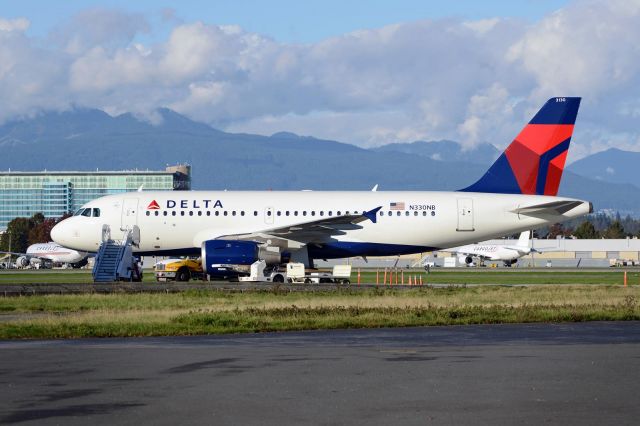 Airbus A319 (N330NB) - All J seat sports charter.