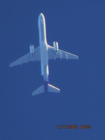 Boeing 757-200 (N979FD)