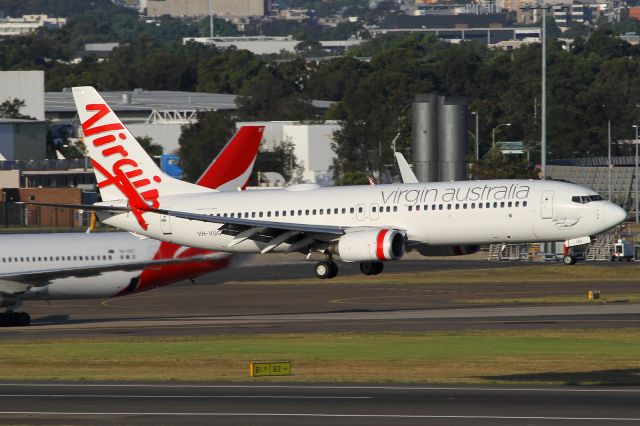 Boeing 737-800 (VH-VUG)