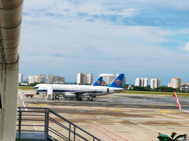 Airbus A321 (B-6575)