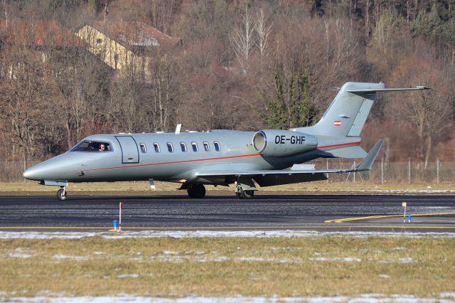 Learjet 40 (OE-GHF)